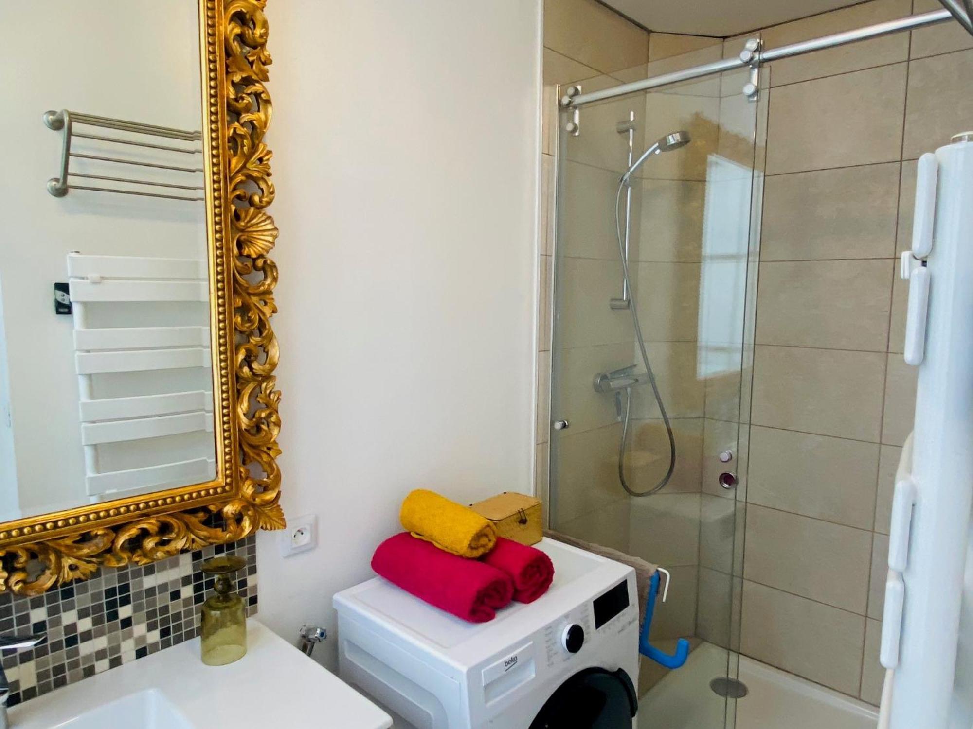 Romantic Apartment Near Le Marais ปารีส ภายนอก รูปภาพ